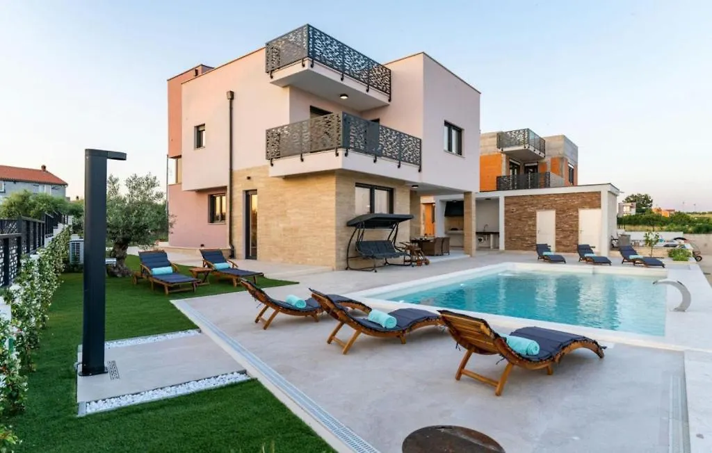 Villa Kate - Zadar By Villas Guide Knezevic